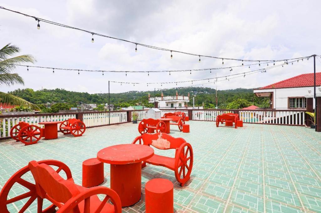 Mayon Backpackers Hostel Legazpi Esterno foto