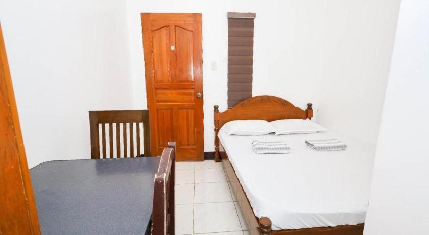 Mayon Backpackers Hostel Legazpi Esterno foto
