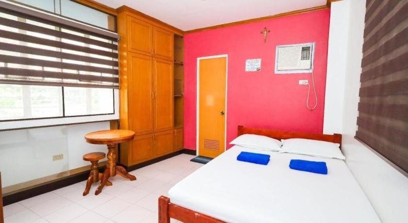 Mayon Backpackers Hostel Legazpi Esterno foto