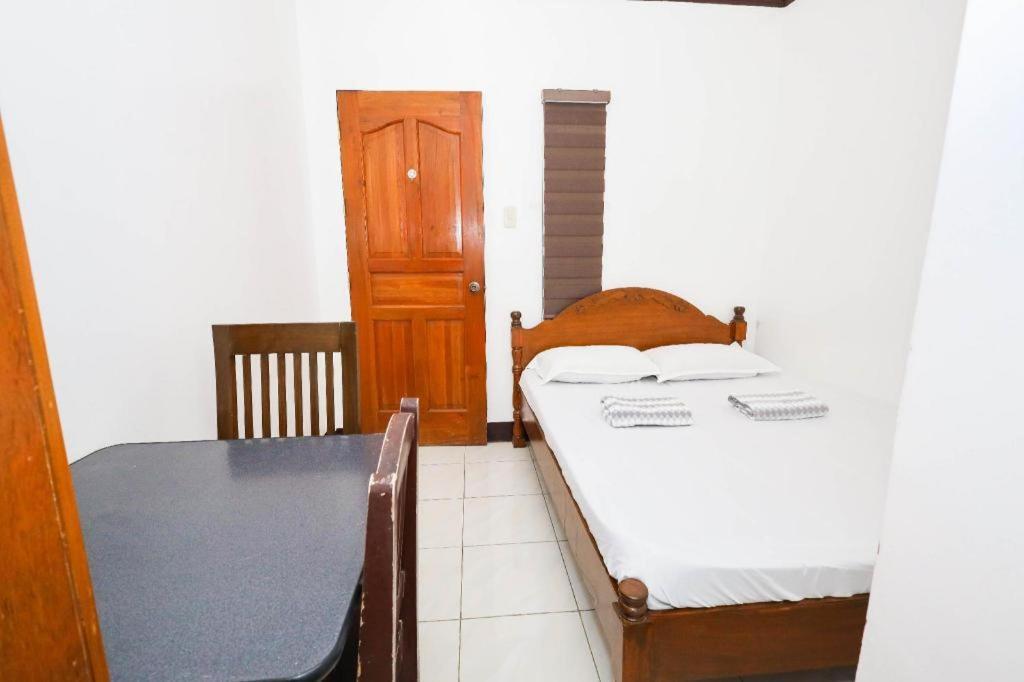 Mayon Backpackers Hostel Legazpi Esterno foto