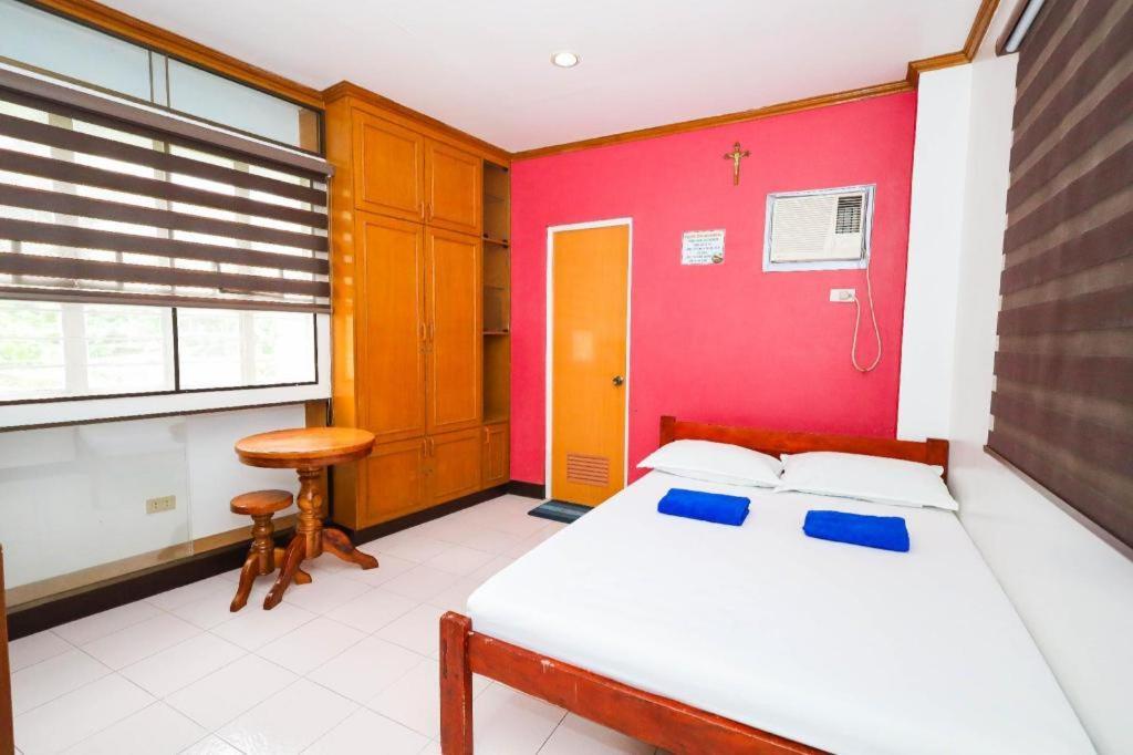 Mayon Backpackers Hostel Legazpi Esterno foto